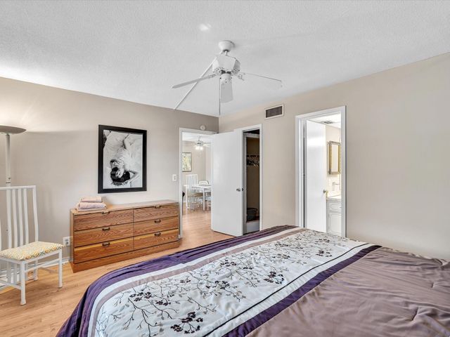 2881 NW 47th Terrace 209, Lauderdale Lakes, FL 33313