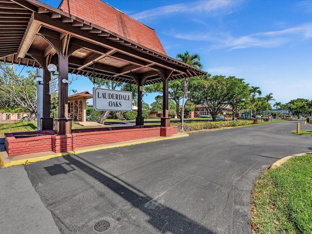 2881 NW 47th Terrace 209, Lauderdale Lakes, FL 33313