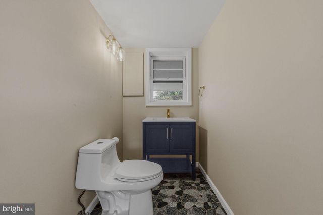 2620 MACLARY DR, Wilmington, DE 19808