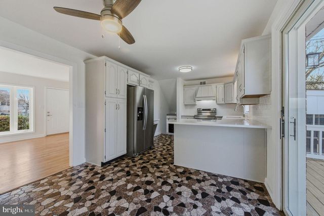 2620 MACLARY DR, Wilmington, DE 19808