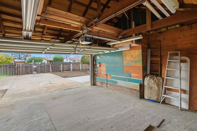 333 Hawthorne Street, Salinas, CA 93901