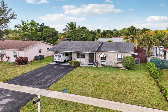 414 SW 79th Terrace, North Lauderdale, FL 33068