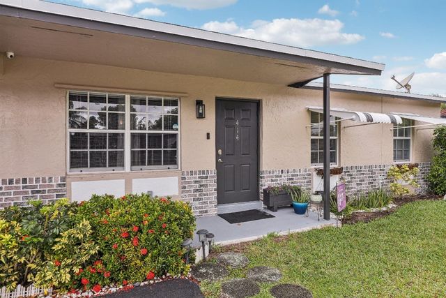 414 SW 79th Terrace, North Lauderdale, FL 33068