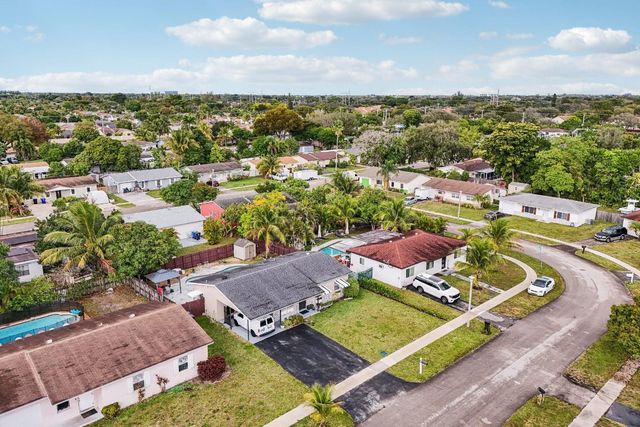 414 SW 79th Terrace, North Lauderdale, FL 33068