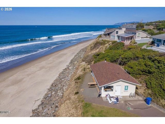 225 MONTEREY Ave, Lincoln City, OR 97367
