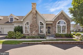 368 SHADY BROOK DR #170, Langhorne, PA 19047
