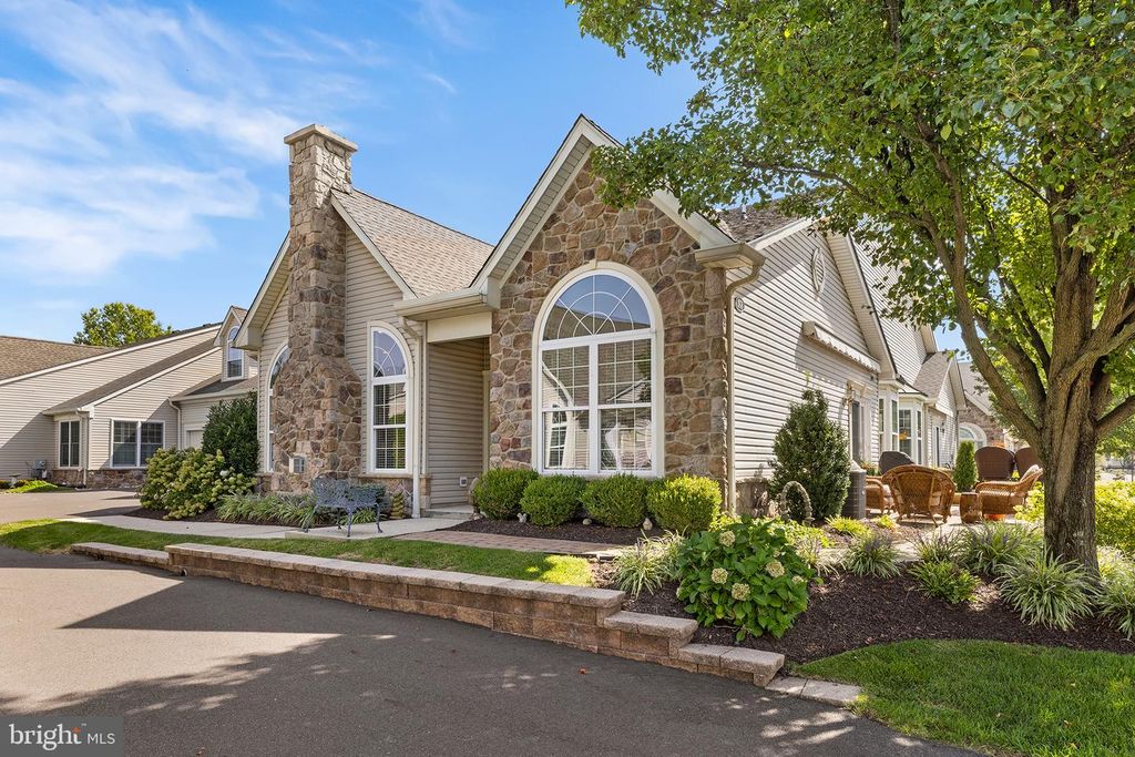 368 SHADY BROOK DR #170, LANGHORNE, PA 19047 — photo 3