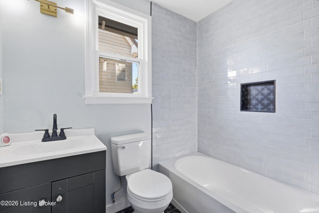 814 Winkler Ave, Louisville, KY 40208