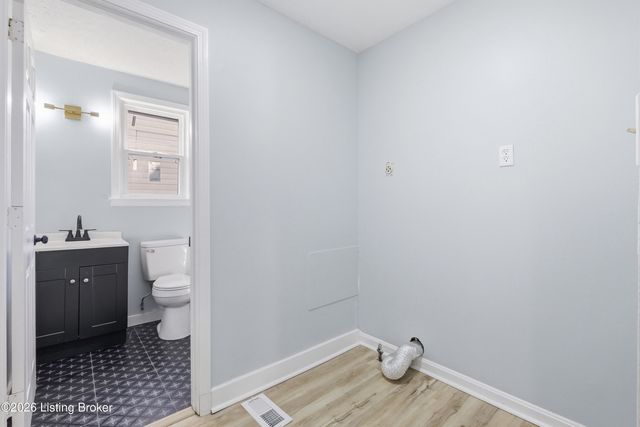 814 Winkler Ave, Louisville, KY 40208