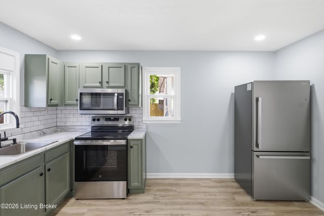 814 Winkler Ave, Louisville, KY 40208