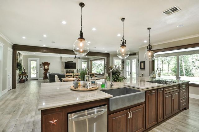 12126 Zion Road, Tomball, TX 77375