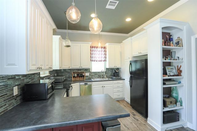 12126 Zion Road, Tomball, TX 77375