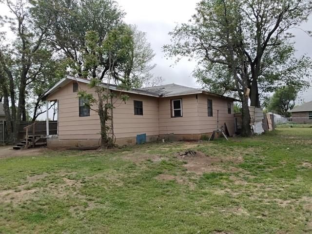 607 W Cheyenne Street, El Reno, OK 73036