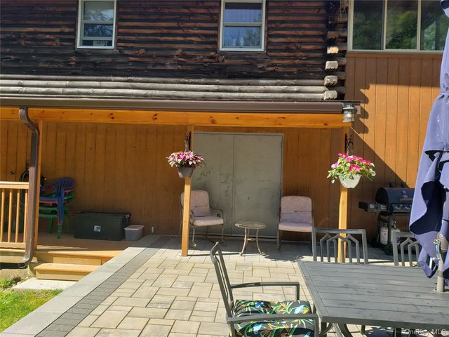 21 Old Town Road, Beacon, NY 12508