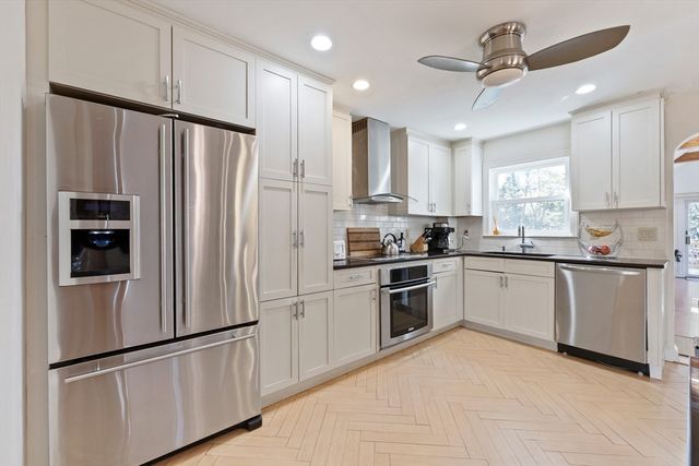 338 Waverley St 0, Belmont, MA 02478