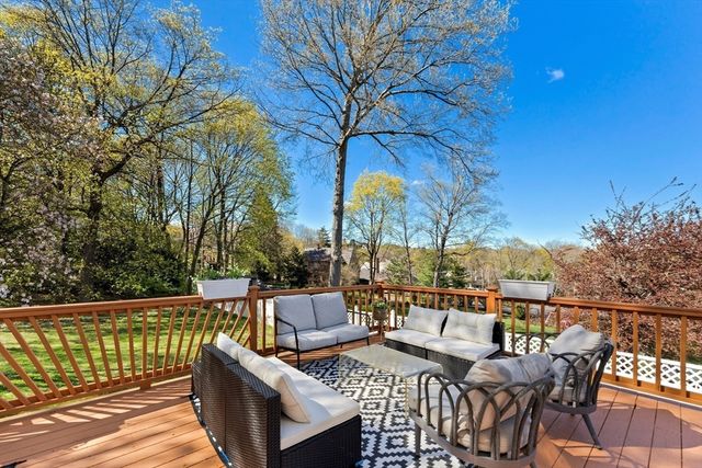 338 Waverley St 0, Belmont, MA 02478