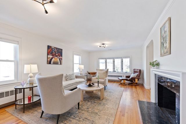 338 Waverley St 0, Belmont, MA 02478