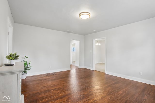 330 W Osage Street, Greenfield, IN 46140
