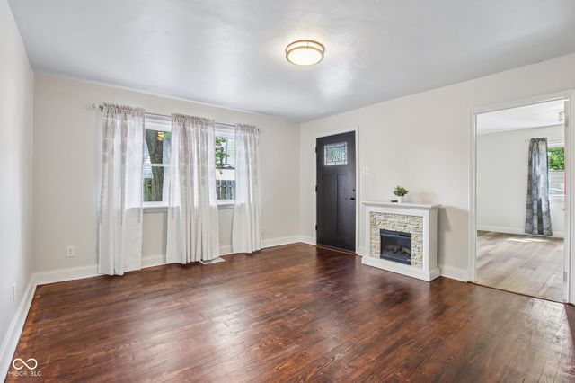 330 W Osage Street, Greenfield, IN 46140