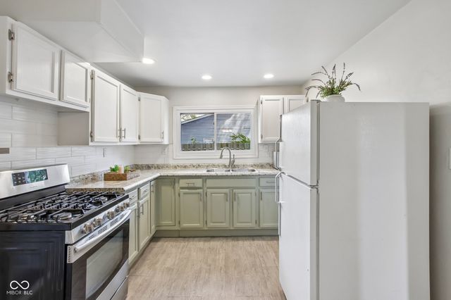 330 W Osage Street, Greenfield, IN 46140