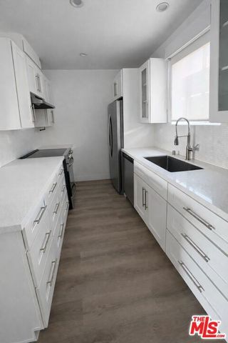 605 San Vicente Boulevard 308, Santa Monica, CA 90402