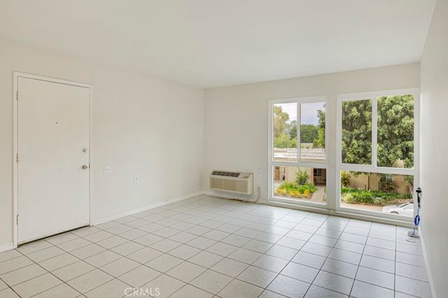 2276 Via Mariposa N, Laguna Woods, CA 92637