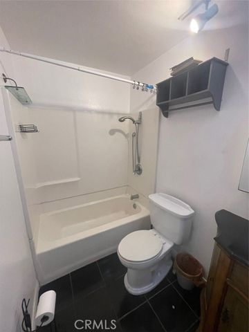 5800 Kanan 247, Agoura Hills, CA 91301