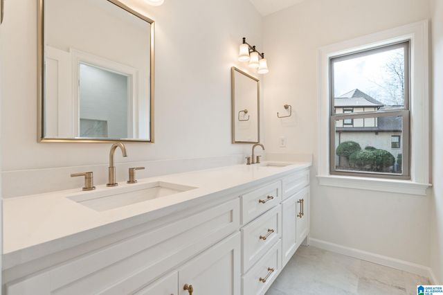 285 NORMANDY LANE, Chelsea, AL 35043