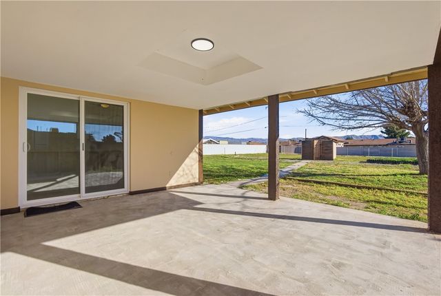 21011 Ponca, Apple Valley, CA 92308