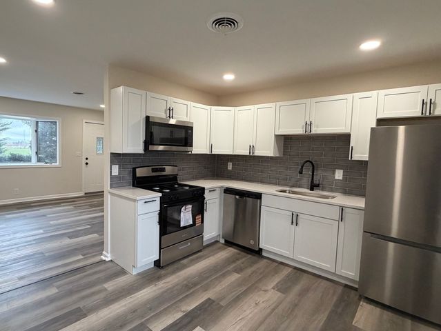 1415 Marigold Drive, Joliet, IL 60433