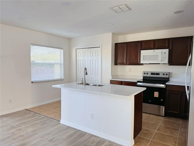 760 CRESTING OAK CIRCLE, Orlando, FL 32824