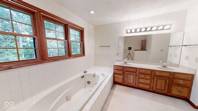 80 Hillcrest Estates Drive, Batesville, IN 47006