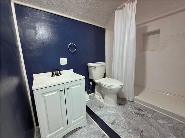 2906 Lafayette Street, St Joseph, MO 64507