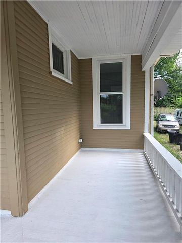 2906 Lafayette Street, St Joseph, MO 64507