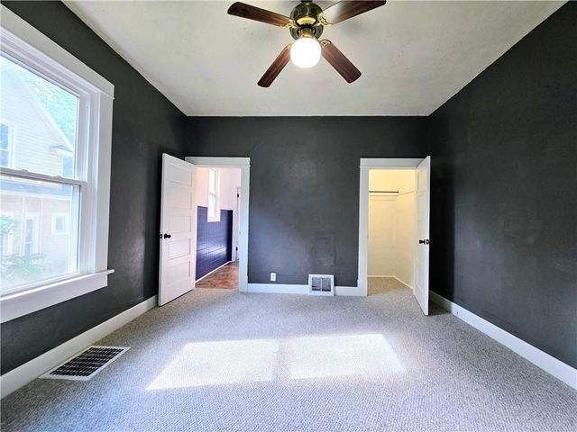 2906 Lafayette Street, St Joseph, MO 64507