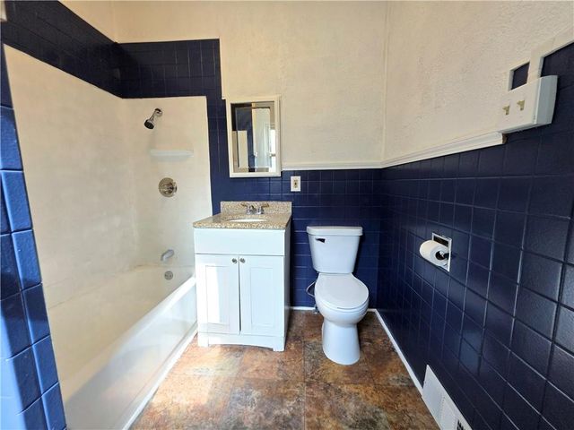 2906 Lafayette Street, St Joseph, MO 64507