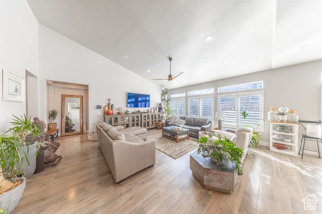 1153 W 1875 S, Syracuse, UT 84075