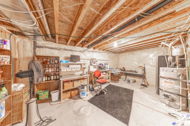 1153 W 1875 S, Syracuse, UT 84075