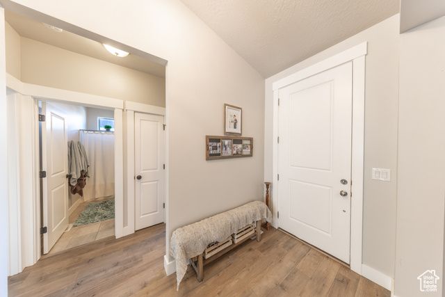 1153 W 1875 S, Syracuse, UT 84075