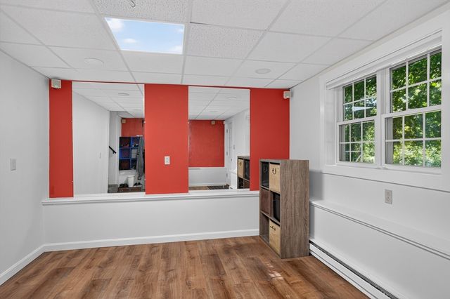 83 Crestwood Dr, Northborough, MA 01532