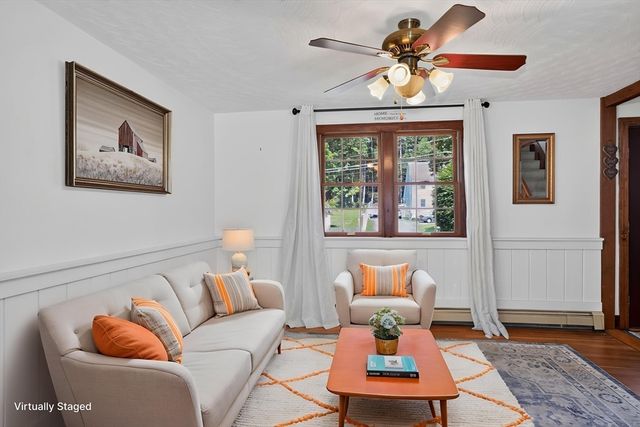 83 Crestwood Dr, Northborough, MA 01532