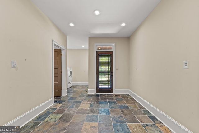 1070 Riverwalk Pointe Road, Bishop, GA 30621