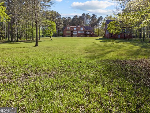 1070 Riverwalk Pointe Road, Bishop, GA 30621