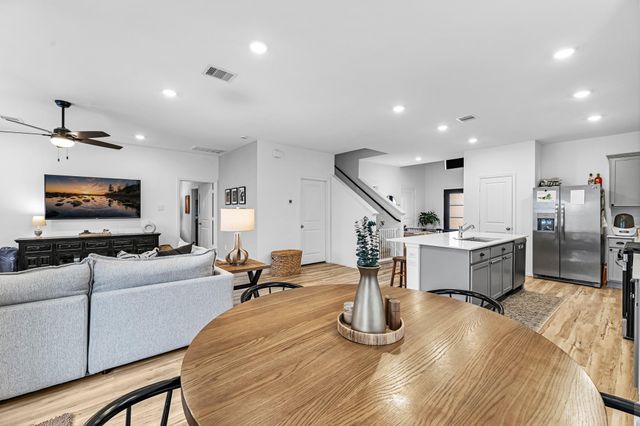 4242 Sterling View Boulevard, Baytown, TX 77521