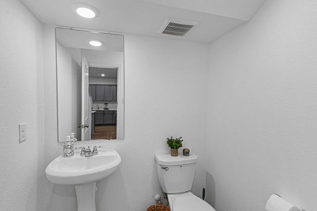 4242 Sterling View Boulevard, Baytown, TX 77521