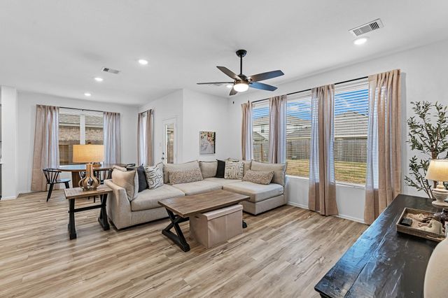 4242 Sterling View Boulevard, Baytown, TX 77521