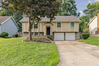 513 Stacey Drive, Belton, MO 64012