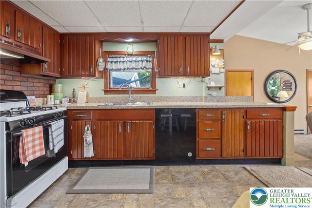 3228 South Front Street 3226, Whitehall Twp, PA 18052