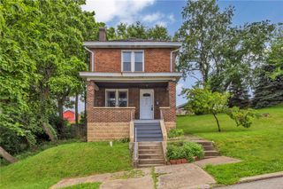 136 Arkansas Ave, Whitaker, PA 15120