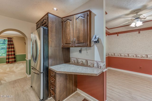 123 Woodside Court, Gray, TN 37615